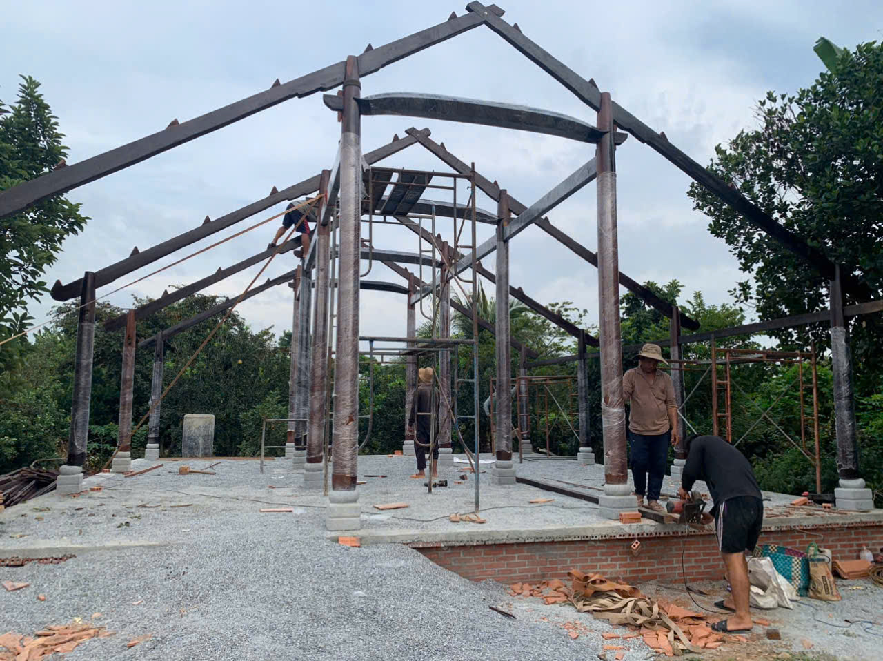 Thi công nhà gỗ Long An