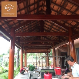 Ghé ngay địa chỉ chuyên thi công mái ngói nhà gỗ uy tín