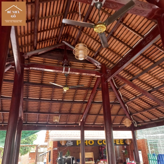 ĐỊA ĐIỂM THI CÔNG NHÀ GỖ CHUYÊN NGHIỆP