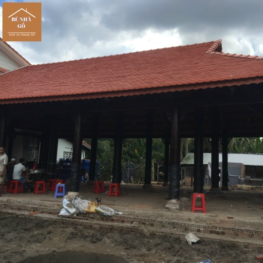 Đơn vị chuyên thi công nhà mái ngói giá rẻ chất lượng cao